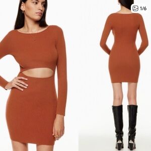 Aritzia Wilfred Cut-out Knit Long sleeve
Cut-out sweater Mini Dress